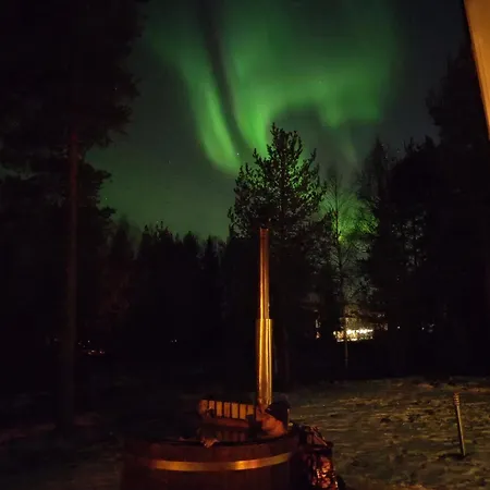 Aurora's House Semesterbostad *