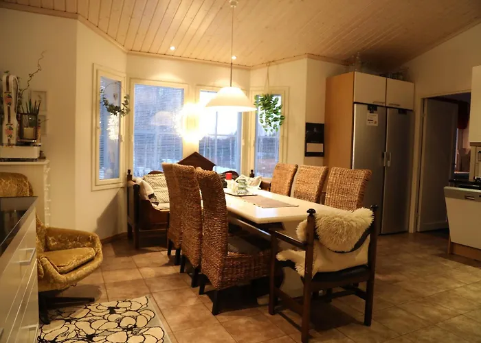 Aurora's House בית נופש *